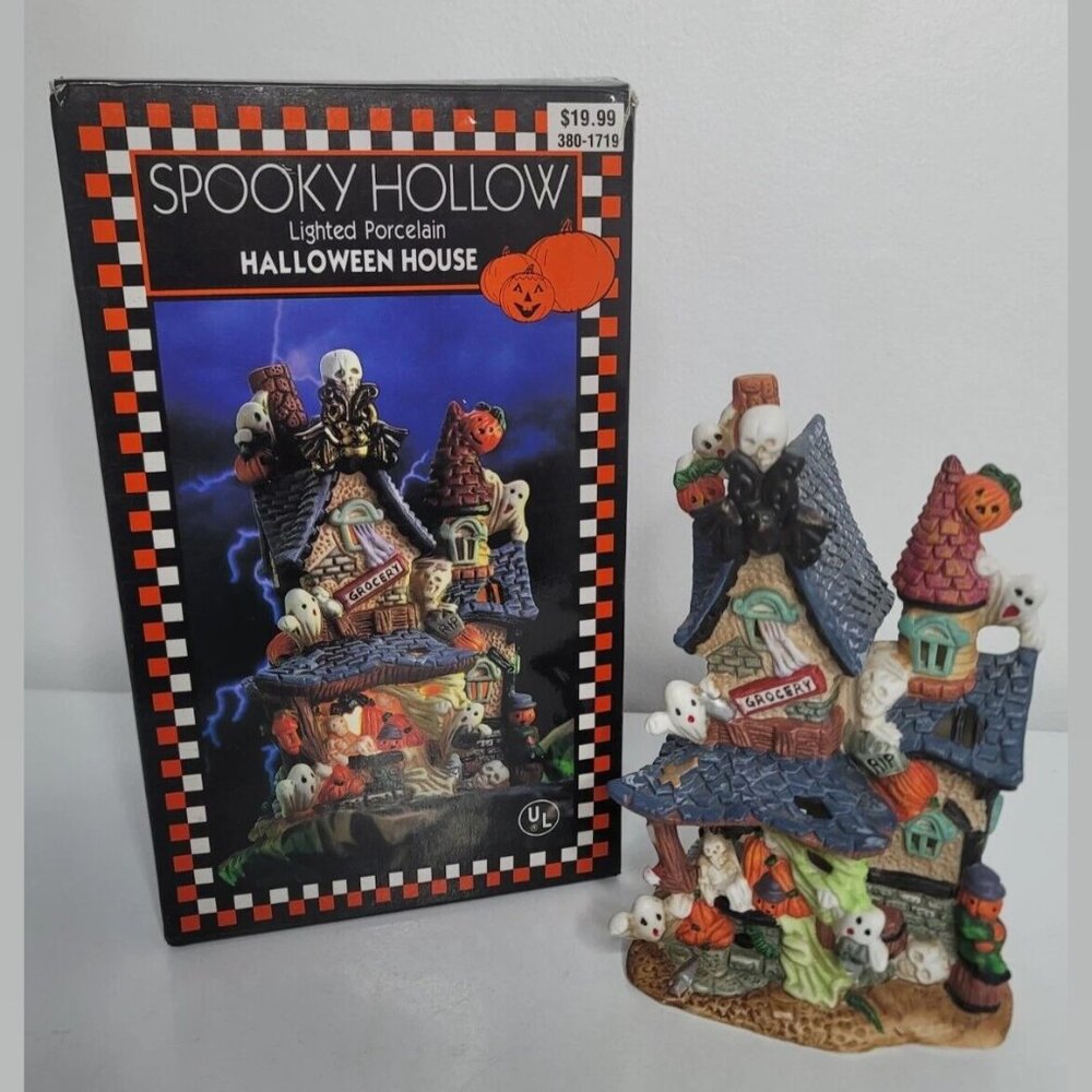 Vintage Spooky Hollow Grocery Store Porcelain Halloween Village House No Light‎